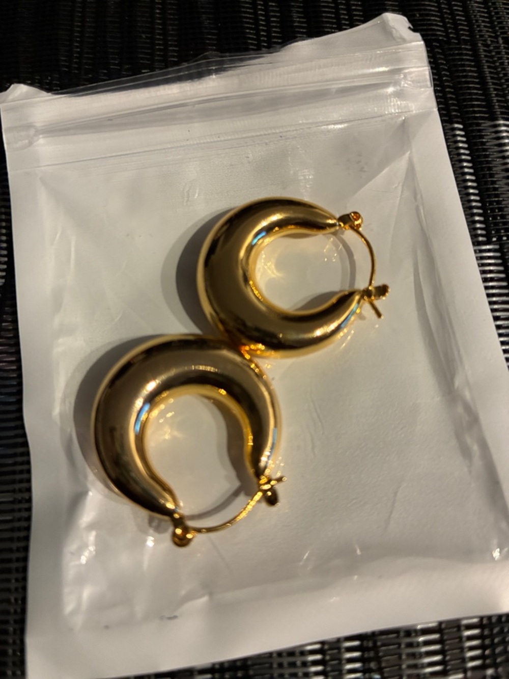 Gold Hoop Crescent Earrings - Women's Fashion Jewelry Gold plated